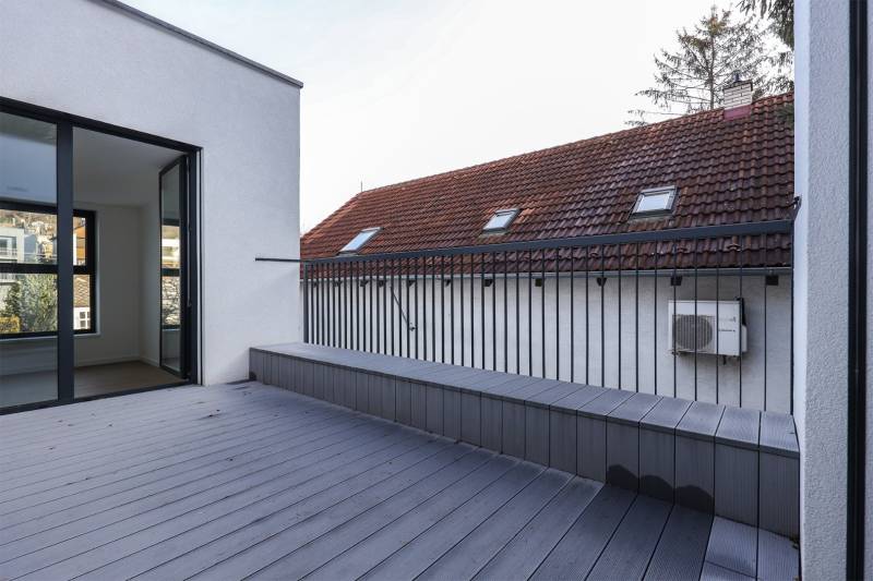 terasa na poschodí.jpg