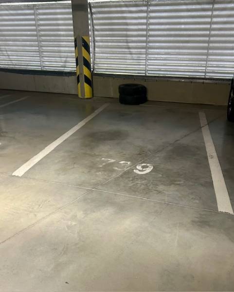 parking.jpg