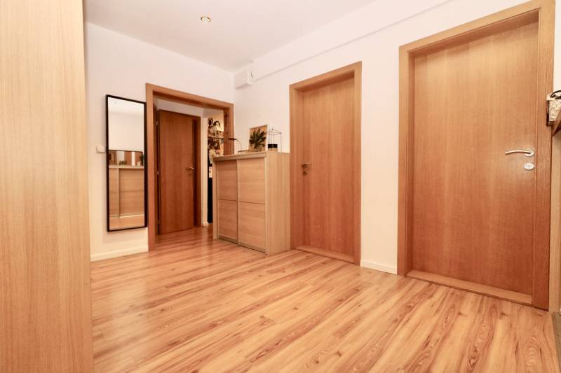 THE HOME I PREDAJ - Moderný 4-izb. byt v Petržalke pri jazere Draždiak